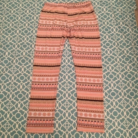 FRUMOS Peach and cream Seasonal Leggings - Picture 6 of 7